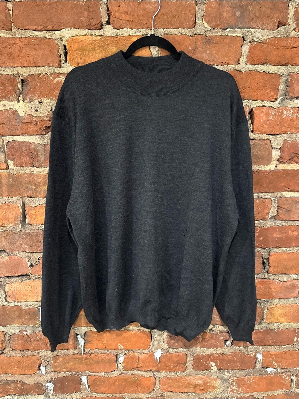 Nicholas Scholz Life Men's Charcoal Crewneck Knit Sweater (100% Wool) (damaged)